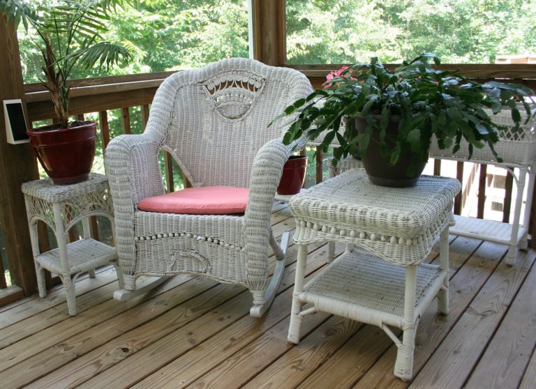 Decorating your Deck for Under $20