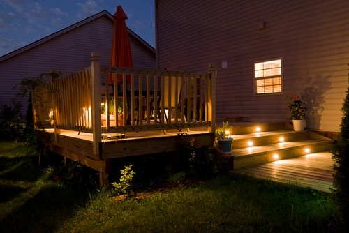 Ways to Keep Your Deck Warm at Night