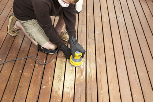 When Should You Refinish Your Deck?